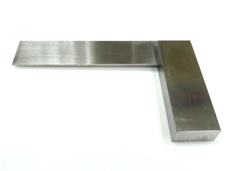 זוית לחרט "4 דגם M&W