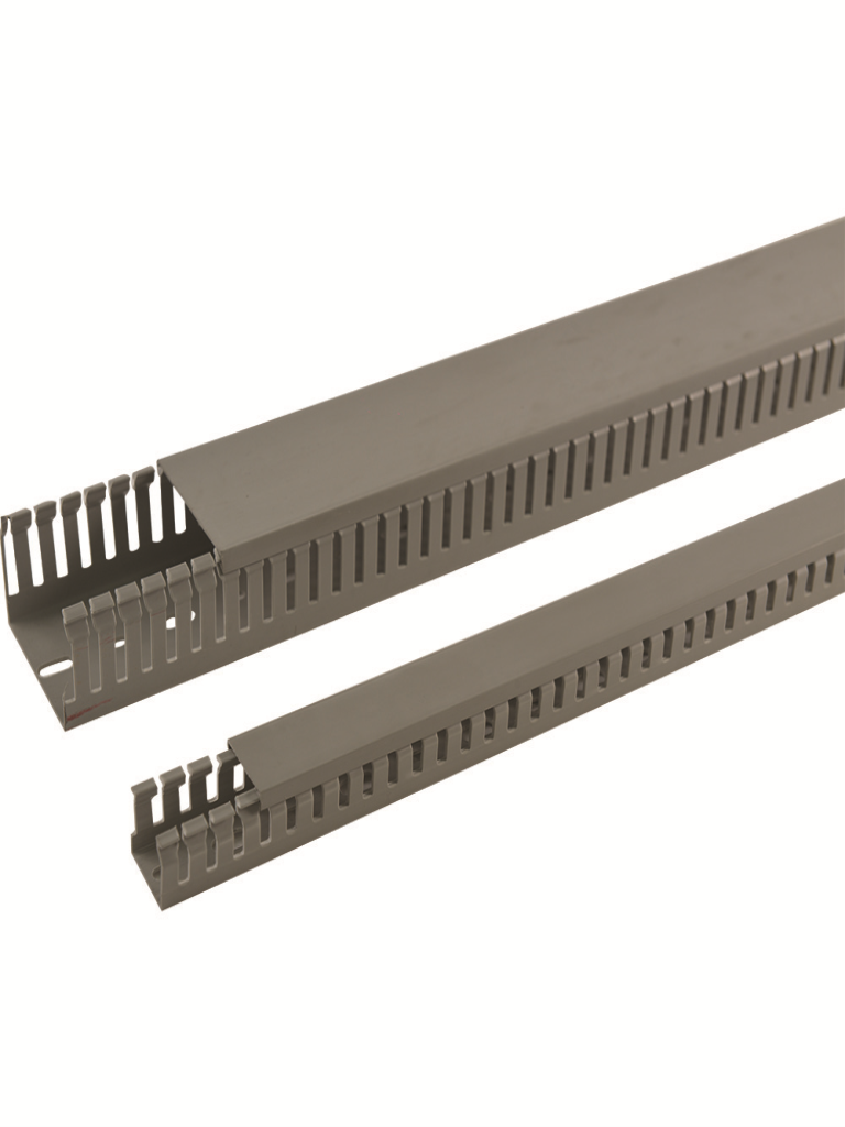 תעלה מחורצת 25X25 PVC רוחב 25 מ"מ גובה 25 מ"מ